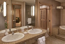 Precidential Suite Bathroom