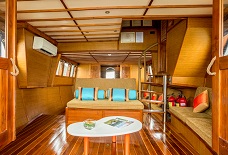 Halong Private Junk Cruise, LAzalee Cruises Private Cruise