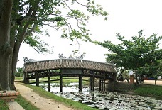 HUE CITY TOURS & CYCLING TO THANH TOAN TILE ROOFED BRIDGE